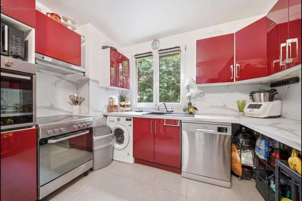 Cuisine - Appartement Traversant avec Cave à Thiais
