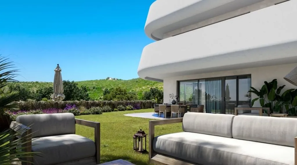 Terrass - Apartment with Pool and Terrace in Casares