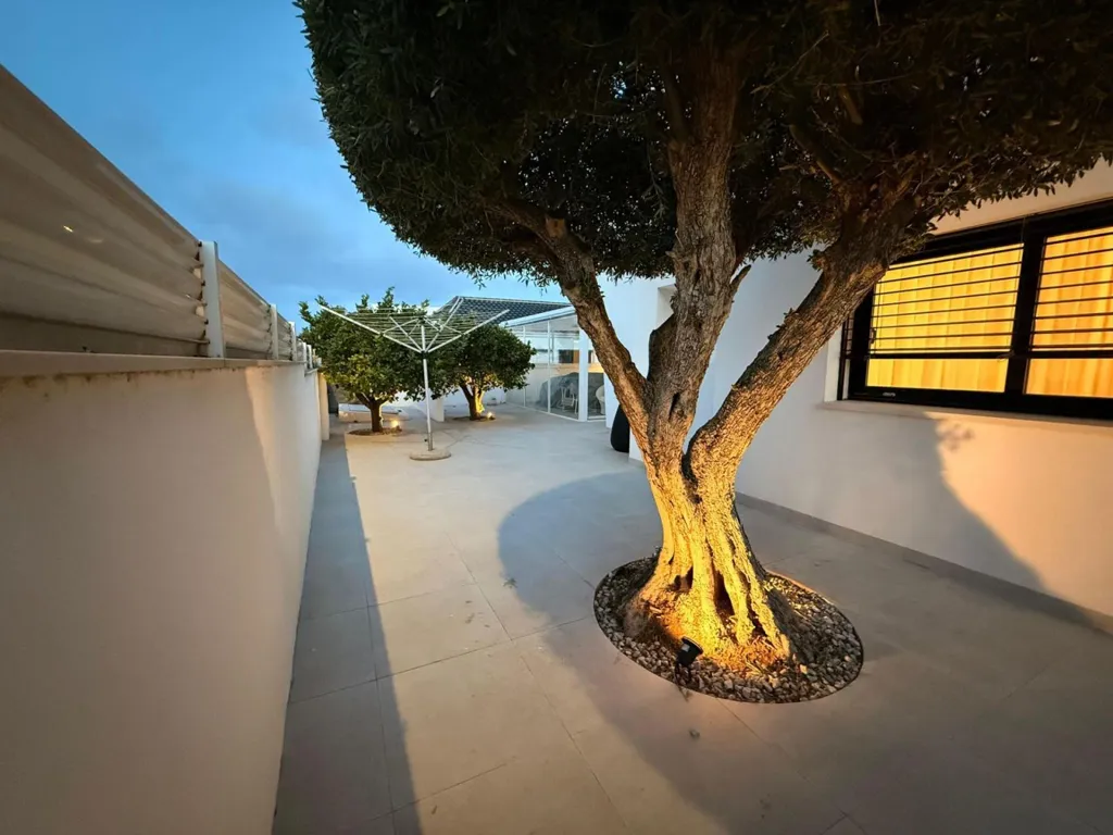 Giardino - Luxury Villa with Pool in La Marina