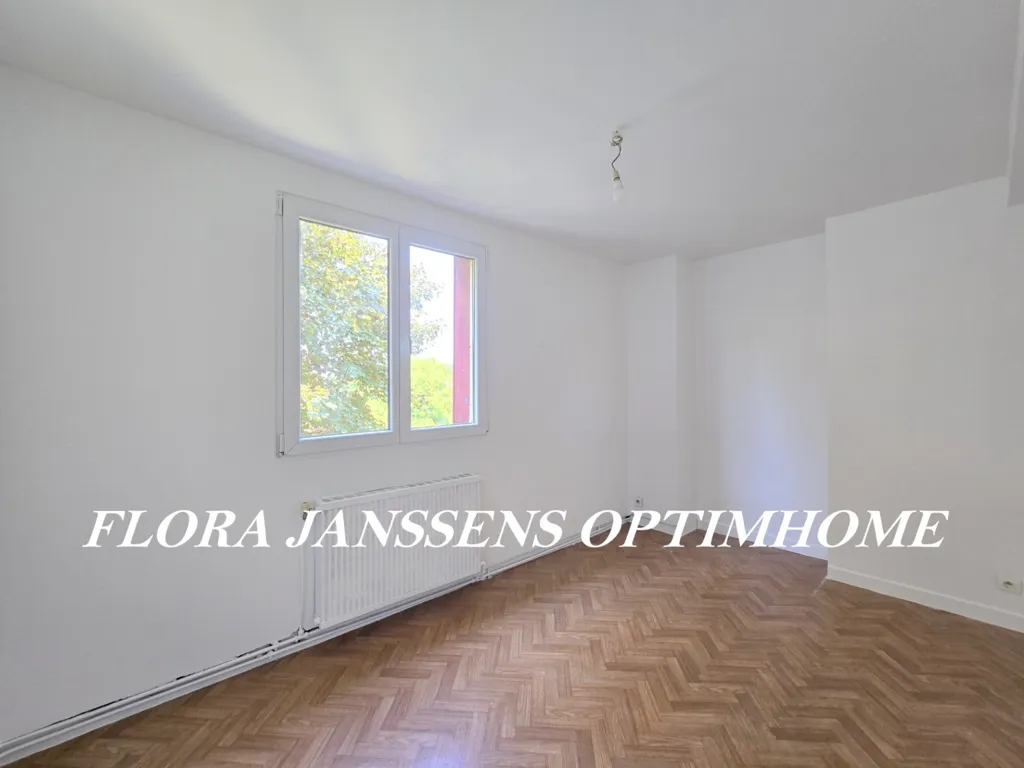Toad - Spacious 4-Piece Apartment in Argenteuil