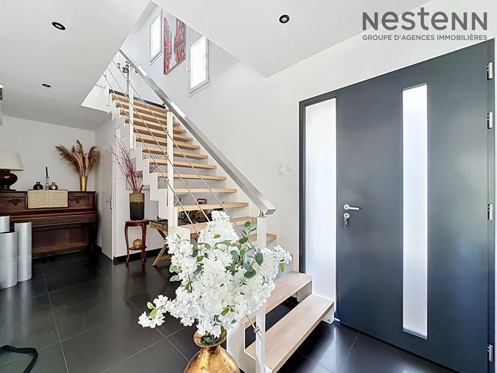 Exceptional Property with Two Homes in Peynier