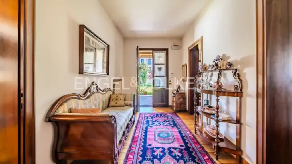 Hallway - Luxury Villa with Garden in Casier, Treviso