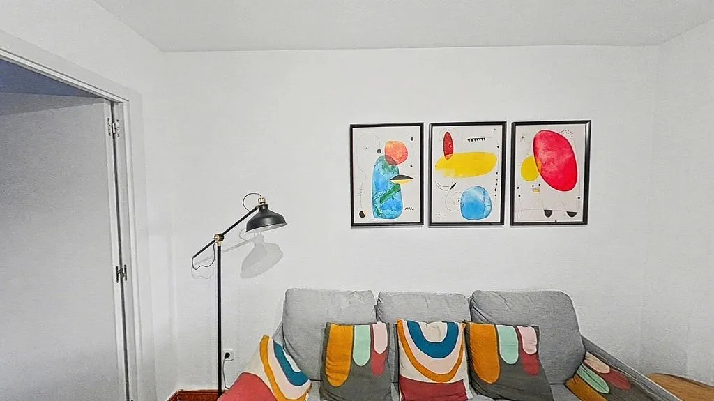 Séjour - 3-Bedroom Apartment with Terrace in San Nicasio