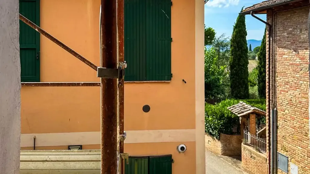 Balcony - 4-room apartment in IT