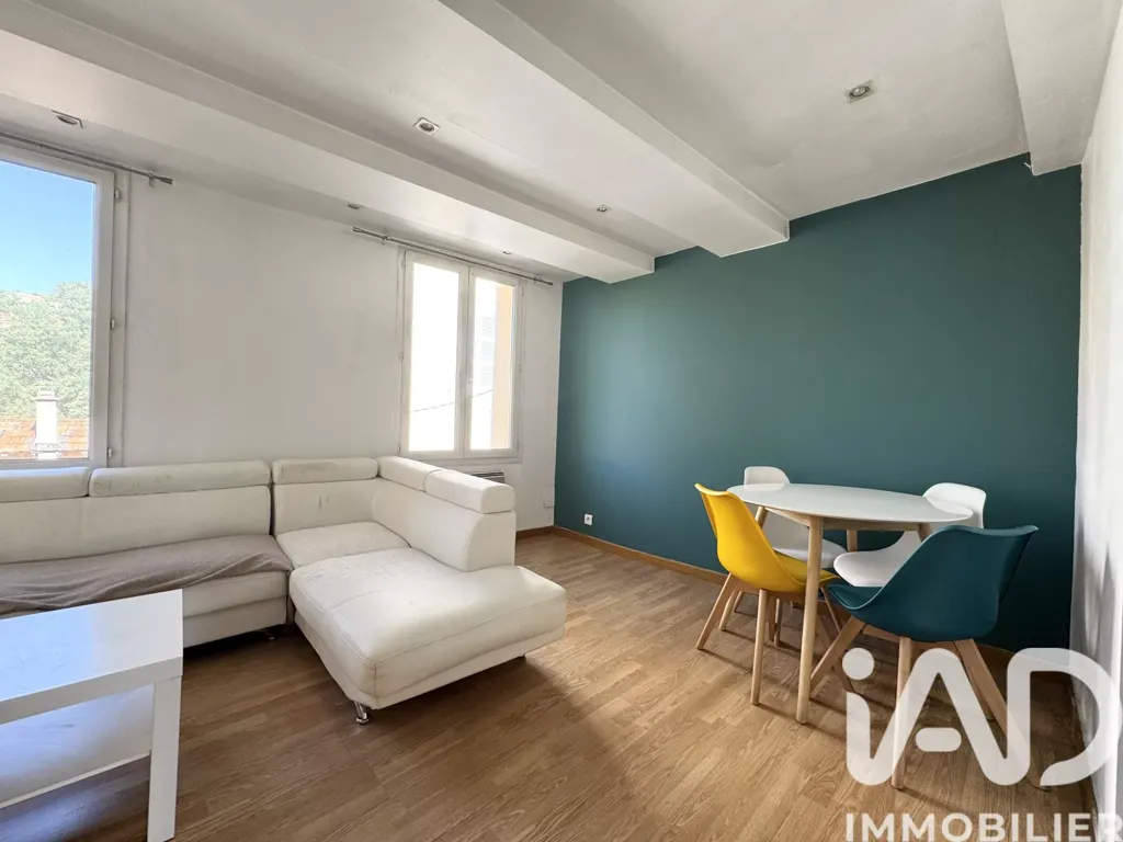 Séjour - Appartement Lumineux en Centre-Ville à Ollioules