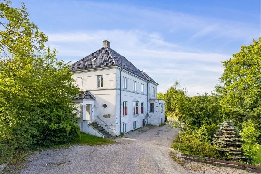 Esterno - Project Property with Architectural Potential in Mølholm