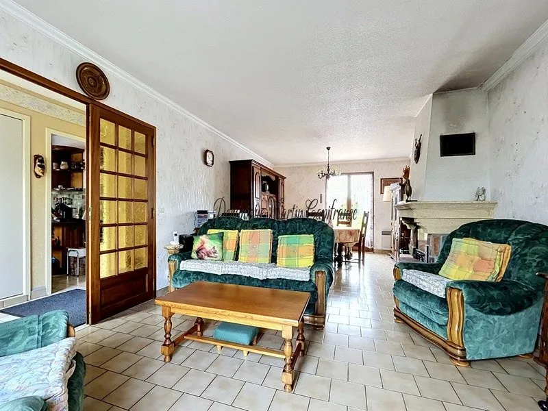 Elutuba - Detached House with Garden in TREHET