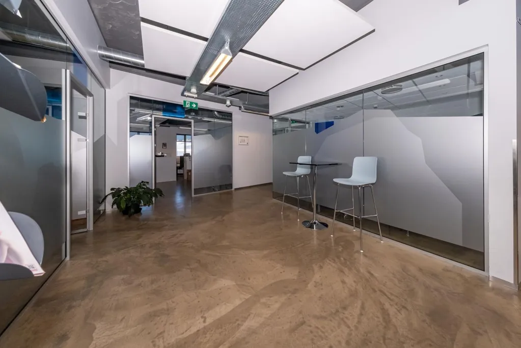 Studio - Office Space with Sea View in Reykjavik