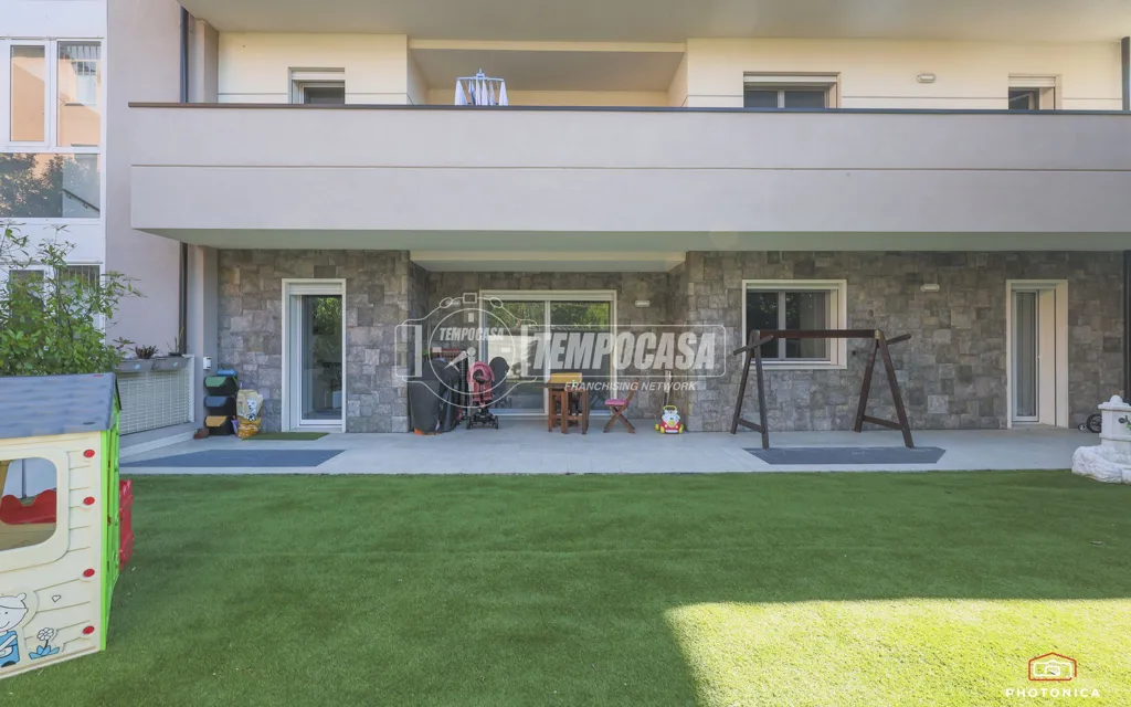 Jardin - Modern Apartment with Private Garden in Bologna