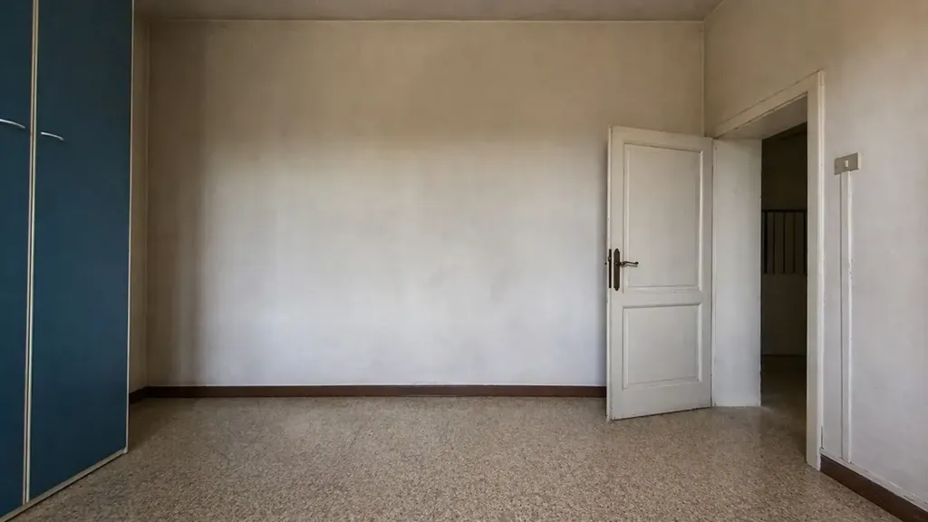 other_room