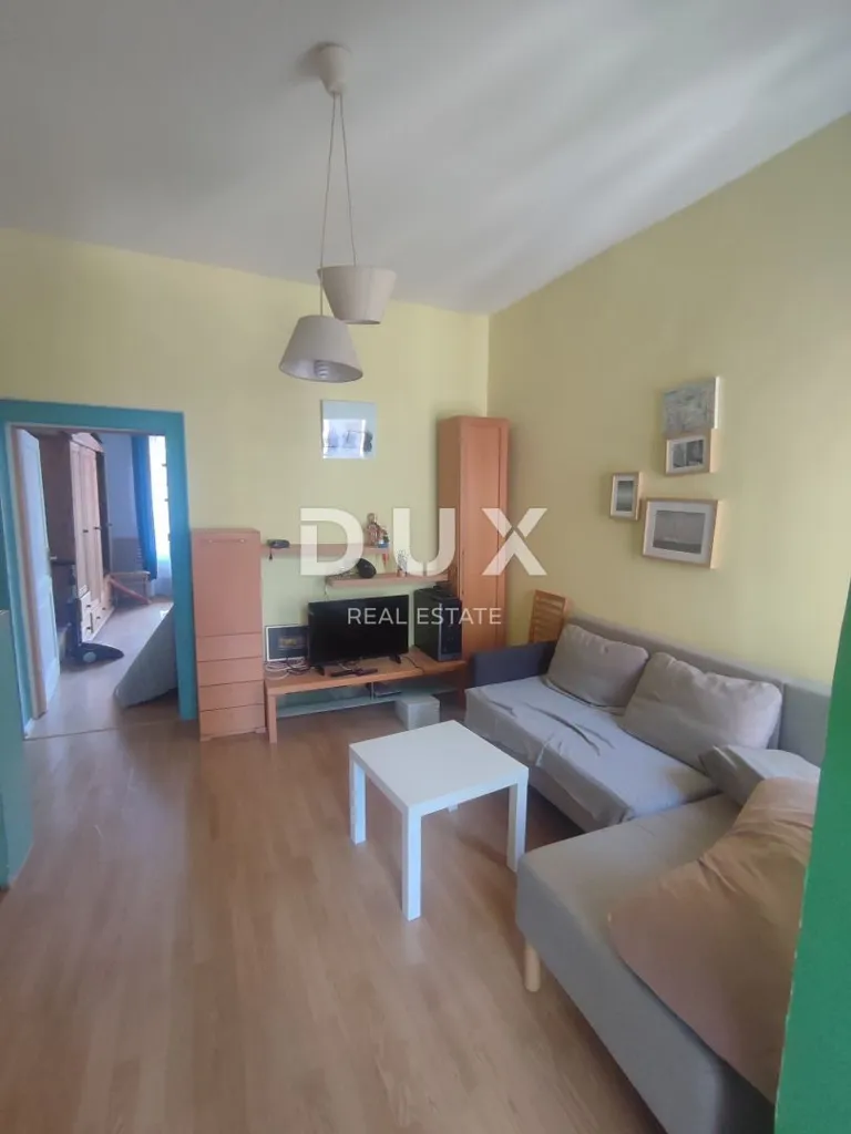 Elutuba - 1-Bedroom Apartment in Pula's Historic Centre