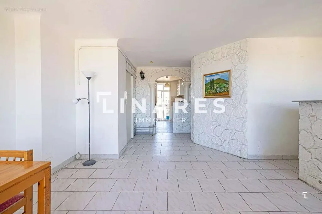 Söögituba - T2 Apartment with Balcony in Saint Just
