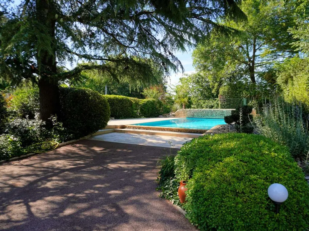 Piscina - Provencal Villa with Pool in Valence