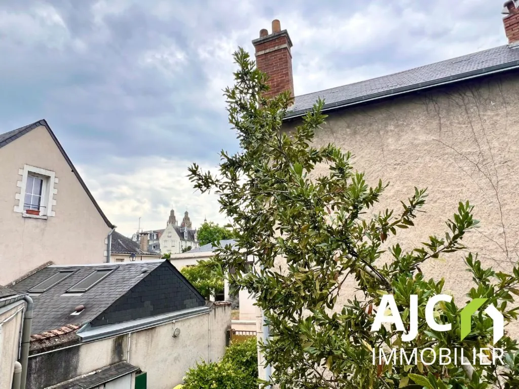 Aed - Studio in Cathedral Quarter, Tours