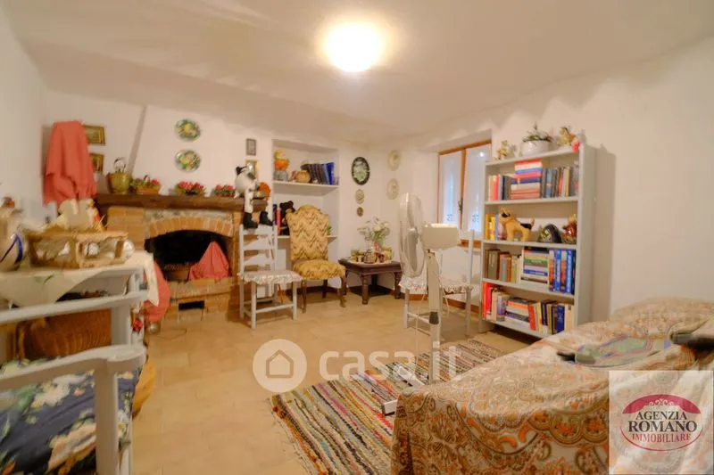 Séjour - Rustic Farmhouse with 28,000sqm Land in Sorba