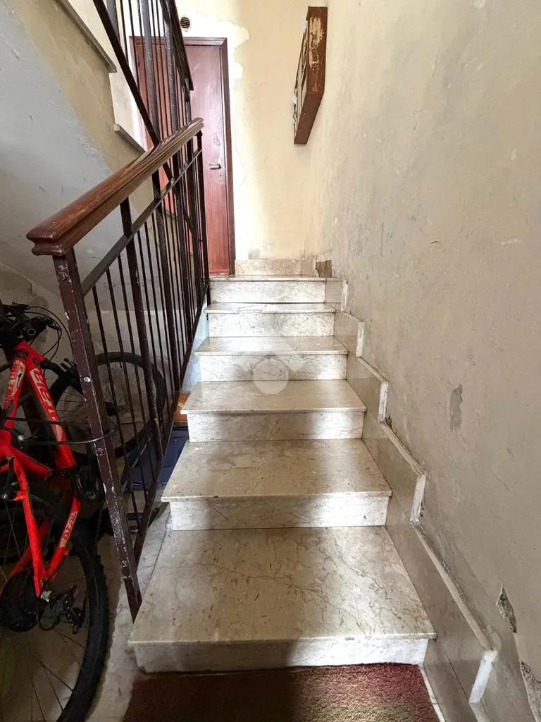 Pièces - Two-Bedroom Apartment with Balcony in Pitrè Alta, Palermo
