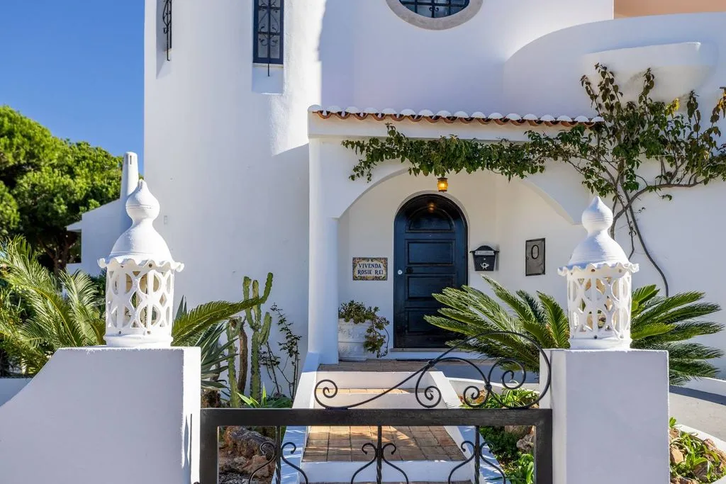 Välivaade - Moorish Villa with Pool in Vilamoura