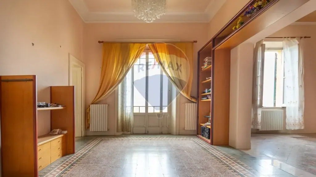 hallway_entrance