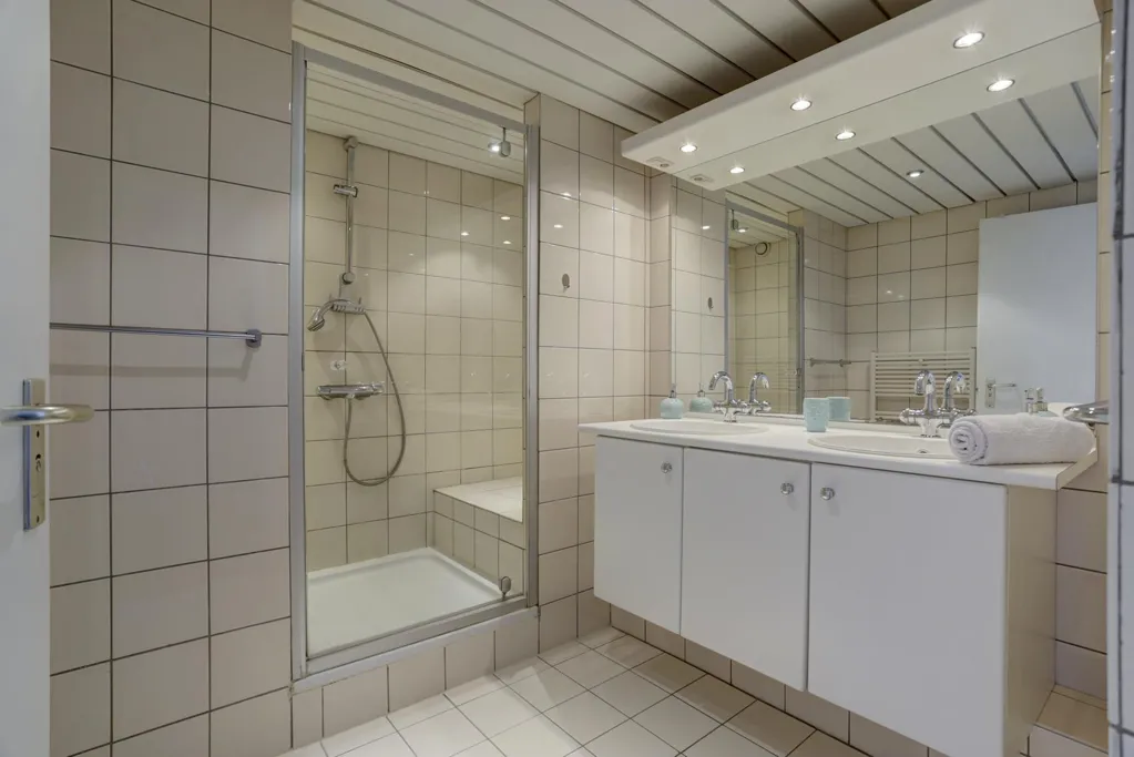 Bagni - Galerijflat with City View in Rotterdam