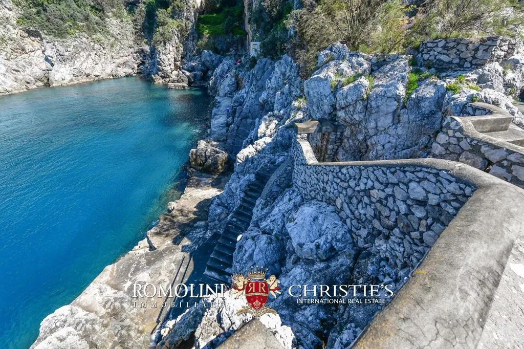 Terrass - Waterfront Villa with Sea Access on Amalfi Coast