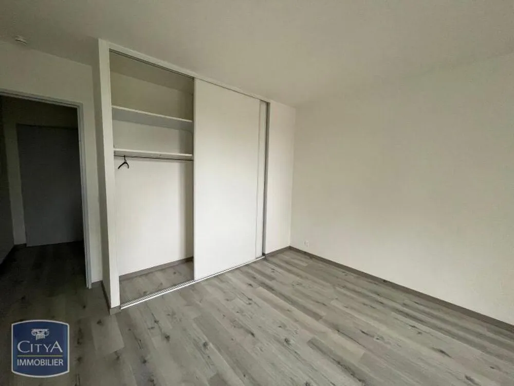 Toad - 1-Bedroom Apartment with Pool in Pau