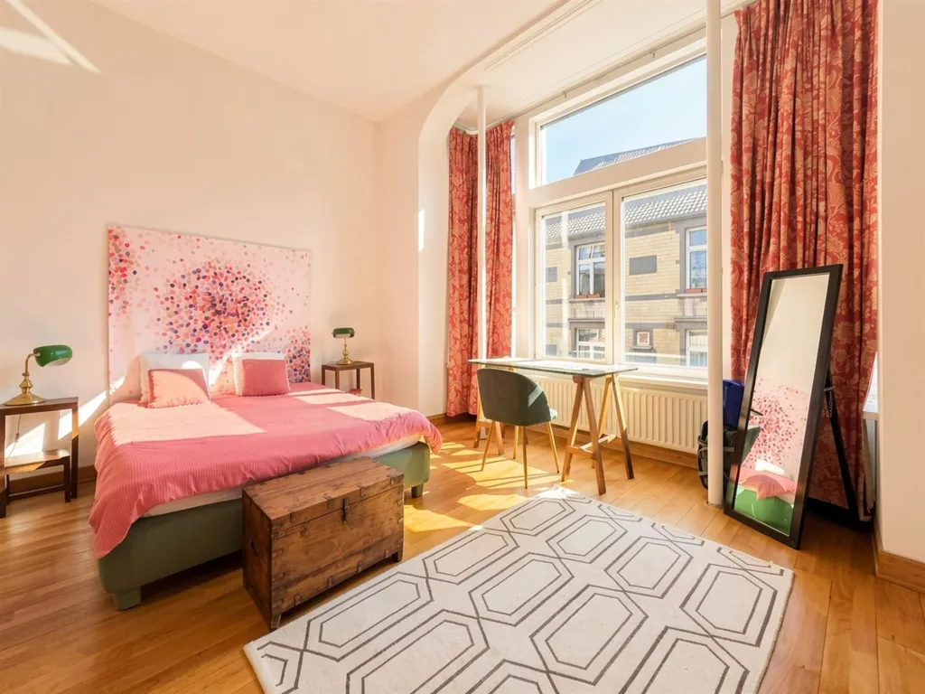 Chambres - Appartement avec Parquet et Cheminée à Sablon