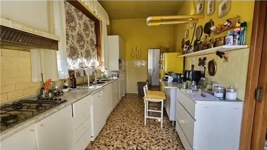Köök - Triplex Villa with Garden in Empoli