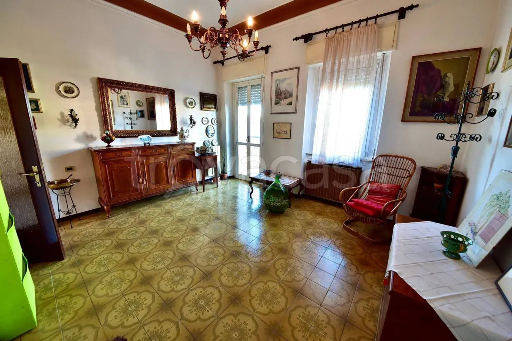 Söögituba - Restored Apartment with Balcony in Rubiana