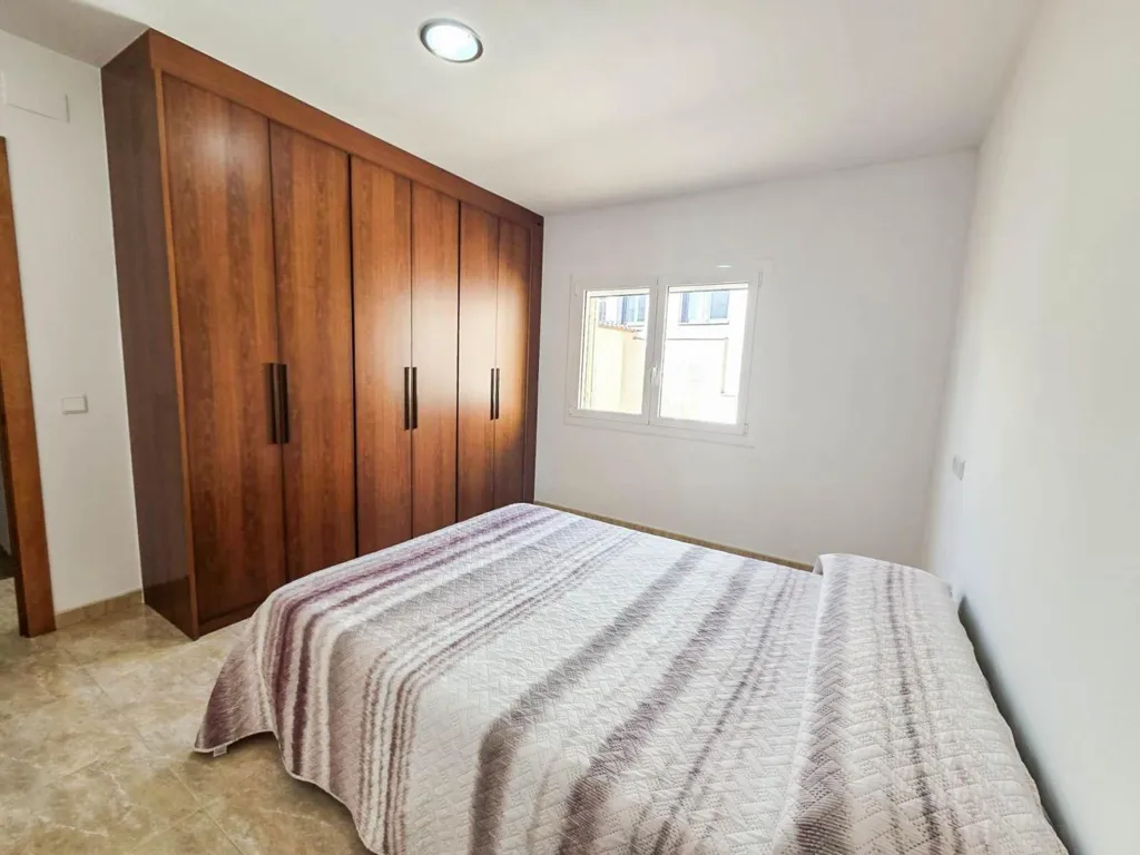 Chambres - Refurbished Terraced House with Multiple Terraces in Vilanova del Camí