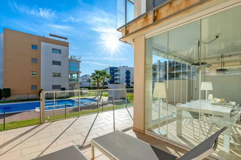 Piscine - Apartment with Pool in Villamartin, Alicante