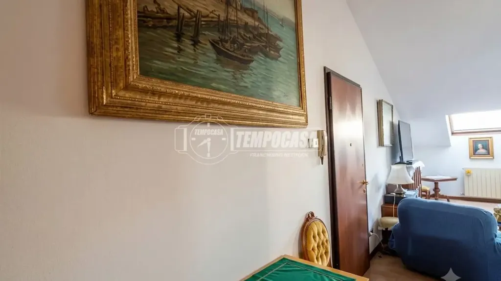 Elutuba - Spacious Apartment with Balcony in Cesate