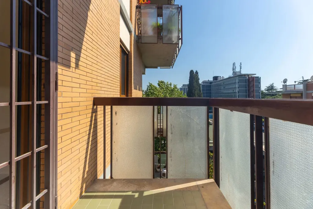 Balcon - Four-Bedroom Apartment with Terrace in Rome