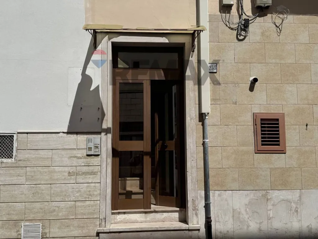 6-toaline korter asukohas Manfredonia