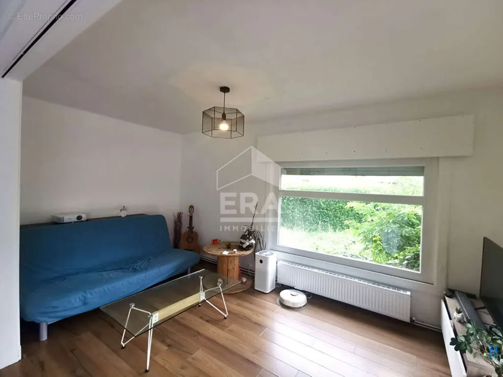 Elutuba - Studio with Potential for Office Use in Marcq-en-Barœul
