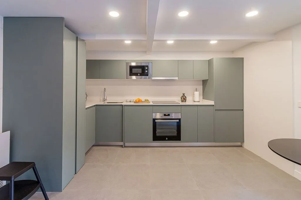 Cuisine - Furnished Flat with Air Conditioning in Madrid
