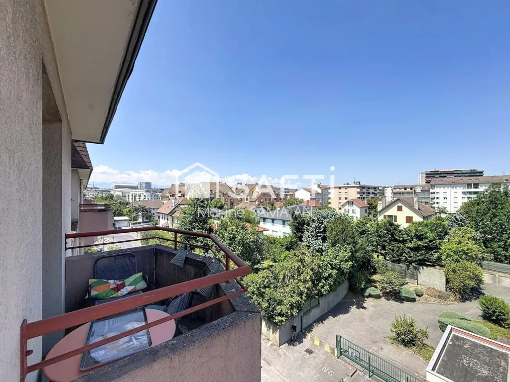 Balcone - Studio with Balcony near Geneva