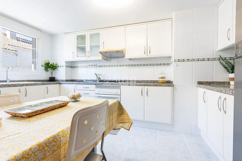 Köök - Duplex Apartment with Pool in Torre en Conill