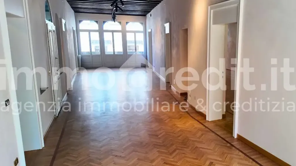 hallway_entrance