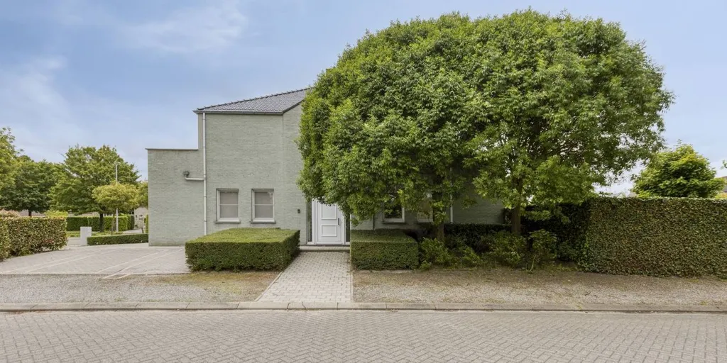 Extérieur - Maison avec Espace Bureau dans le Quartier Prisé de Hoogstraten