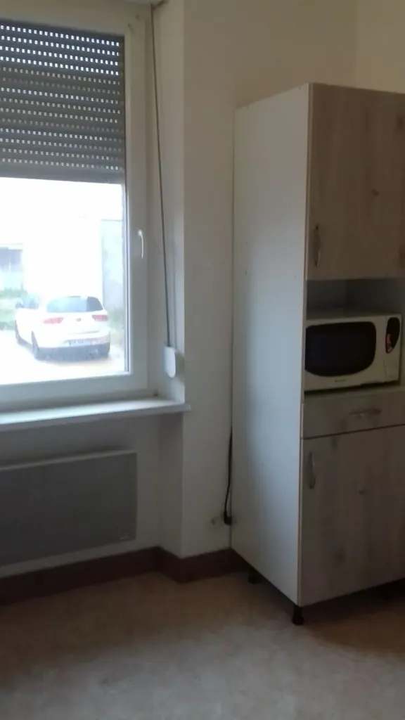 Köök - Meubled Studio with Parking in Moselle