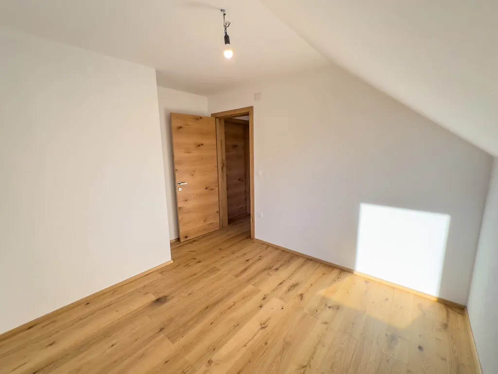 Stanze - Duplex with Garden in Domžale