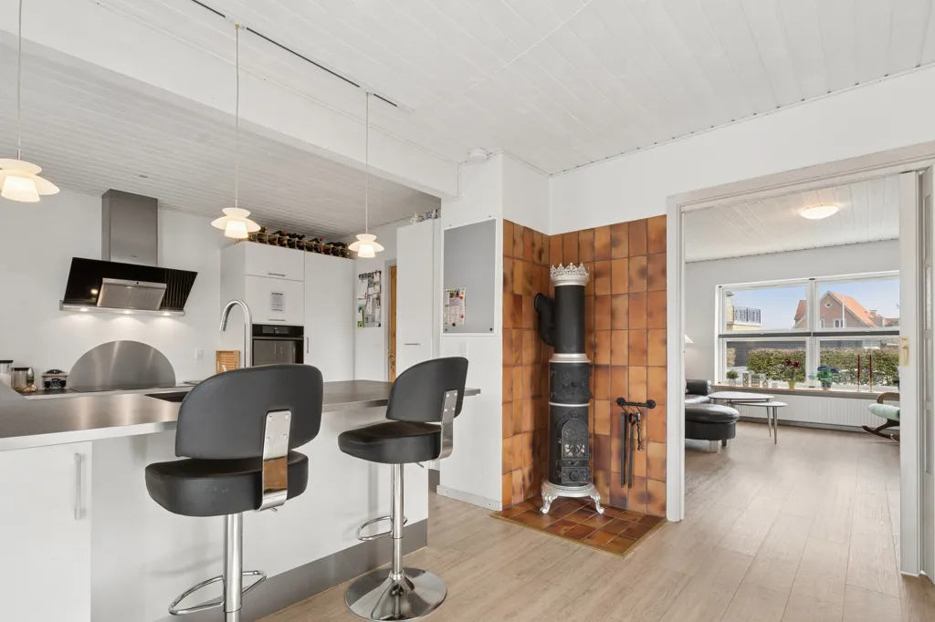 Cuisine - Rustic Villa with Garden in Kristrup