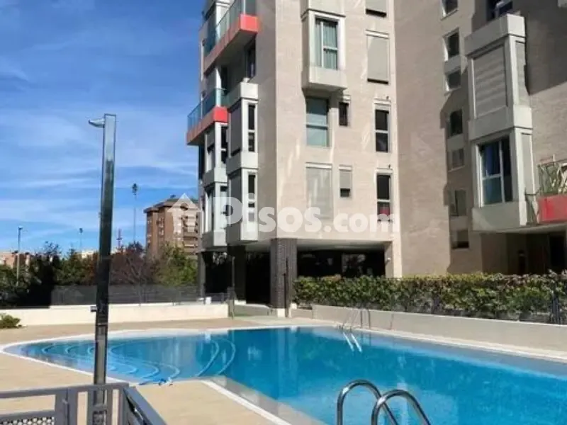 Piscine - Duplex with Terraces in Peñagrande, Madrid