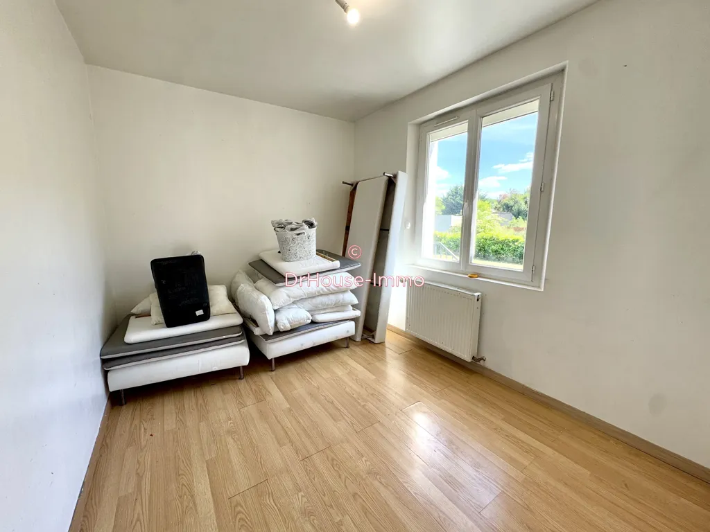Pièces - Ensemble Immobilier avec Deux Habitations à Châlette-sur-Loing