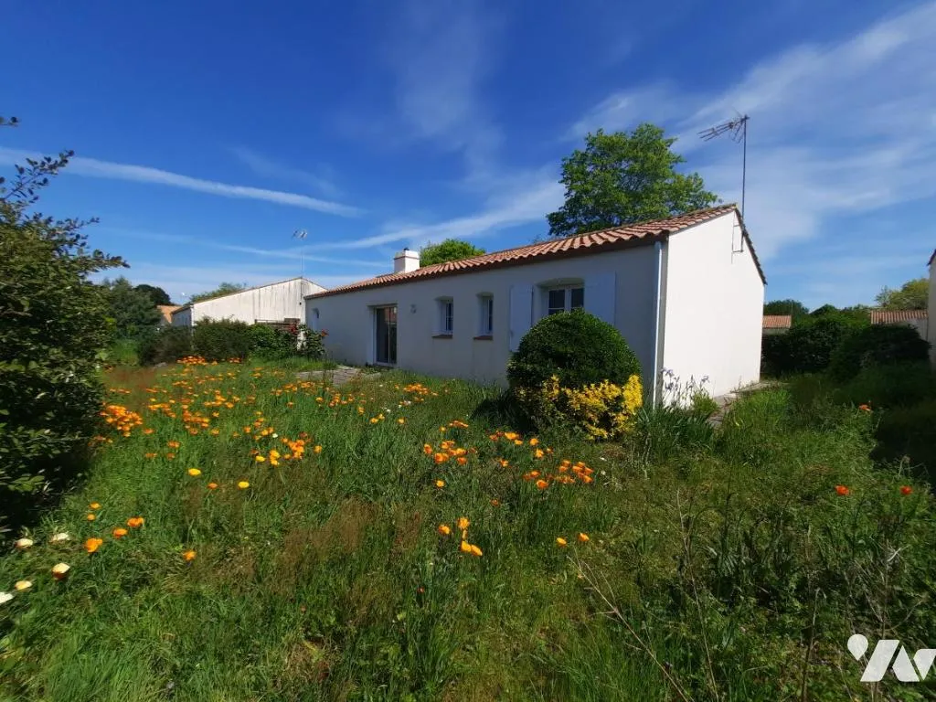 Välivaade - Ground Floor House with Garden in Challans