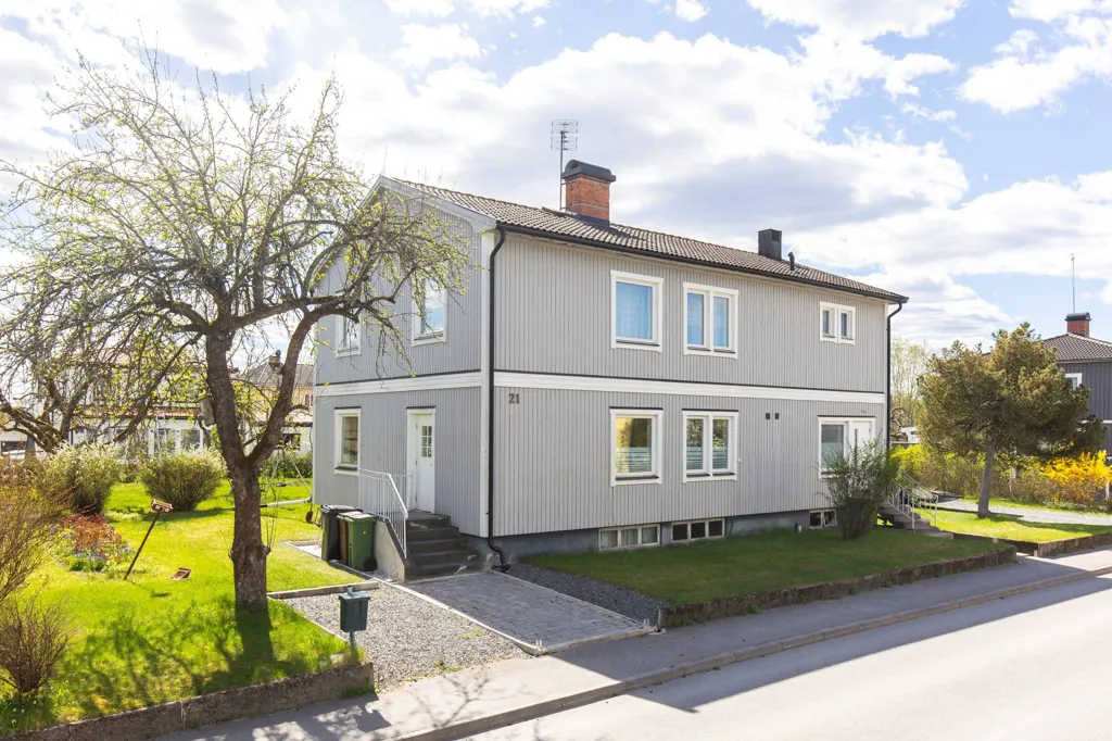 Välivaade - Spacious Villa with Garden in Örebro