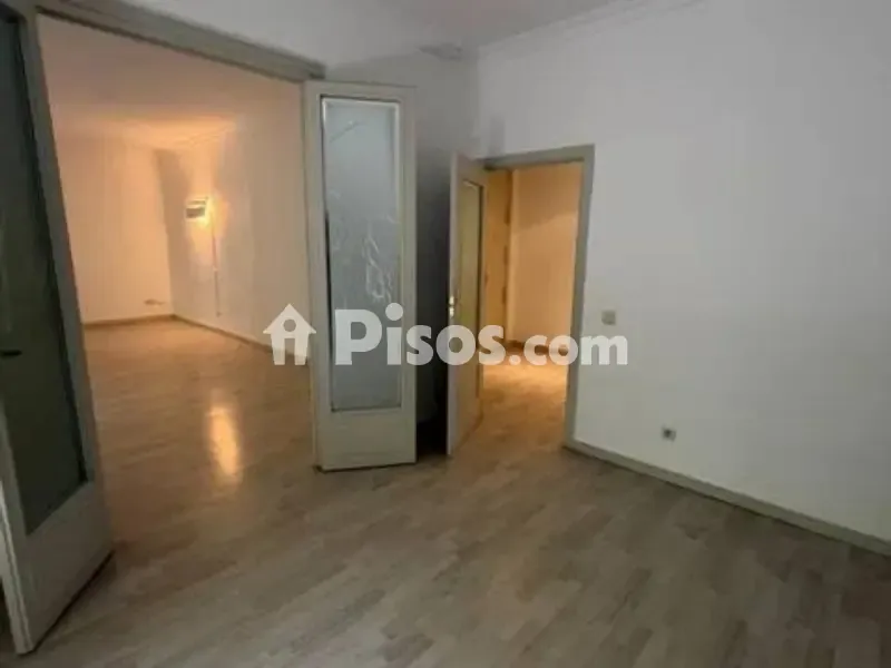 Pièces - Spacious Flat with Balcony in Recoletos