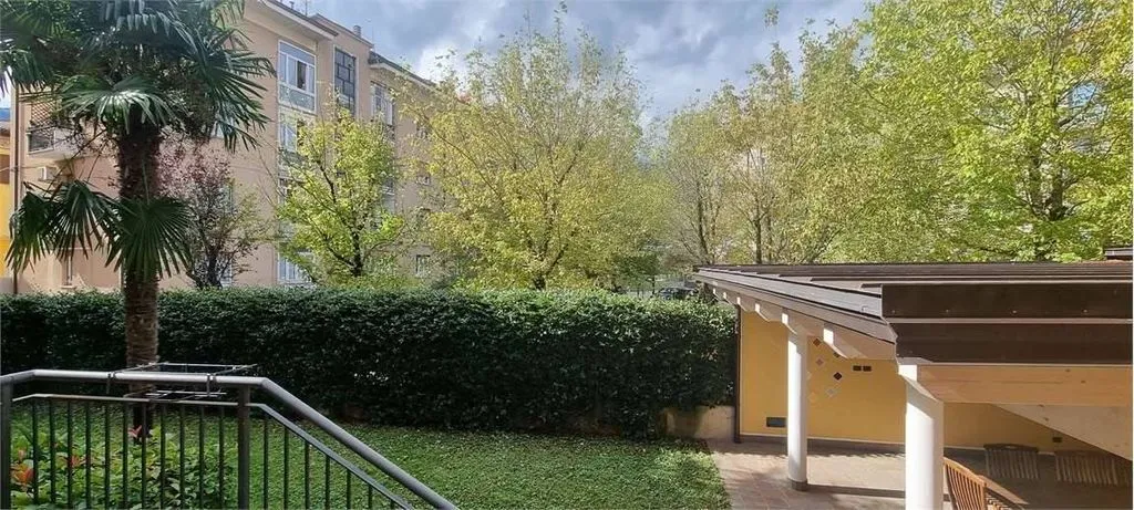Jardin - Luxury Apartment with Private Garden in Rovereto