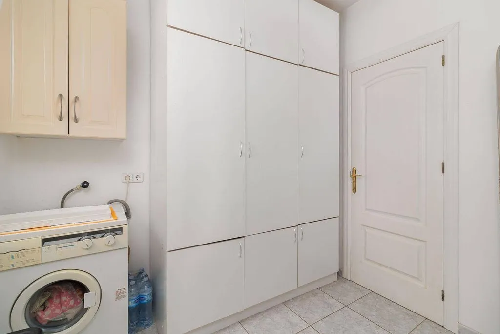 Utility Room - Luxury House with Pool in Roses, Catalonia