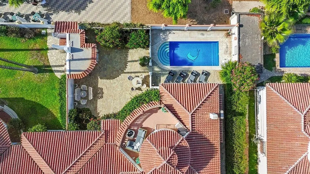 Õhuvaade - Modern Semi-Detached Chalet with Pool in Torrox Costa
